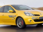 Limited Edition Clio Renaultsport 197 Team F1 R27