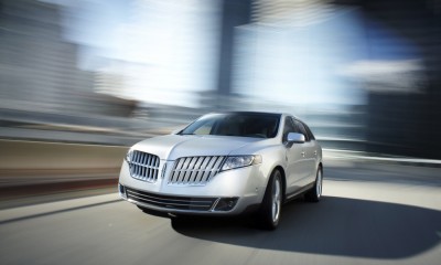 2010 Lincoln MKT Photos