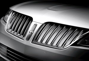2010 Lincoln MKS