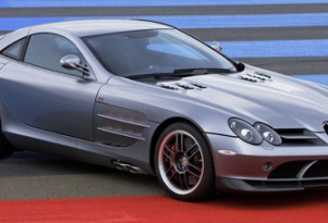McLaren SLR 722 GTR spotted, now 300kg lighter