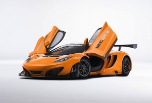 McLaren's 12C GT3, enhanced for the 2013 season - image: McLaren