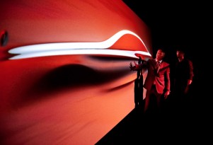 Mercedes-Benz ‘Aesthetics S’ sculpture previews new 2014 S Class