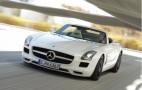 Roger Federer Behind The Scenes With 2012 SLS AMG Roadster: Video