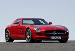 First Drive: 2010 Mercedes-Benz SLS AMG