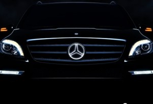 Mercedes' new illuminated star accessory
