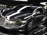 Mirror finish Bugatti Veyron