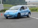 See Nissan's Wireless Charging With Automatic Parking Location (Video)