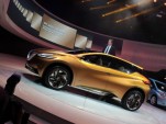 Nissan Resonance Hybrid Crossover: Detroit Auto Show Live Photos