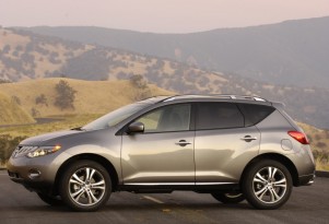 Compared: 2010 Lexus RX 350 vs 2010 Nissan Murano LE