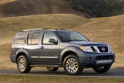 Nissan pathfinder comparison 2010 #8