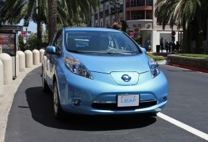 What Do Nissan Dealers Really Know About The 2011 Leaf?