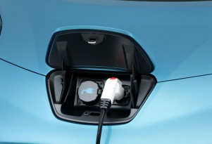 At Heathrow, 'Free' Electric-Car Charging Costs $78.50 Per Day
