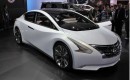 2010 Nissan Ellure Concept