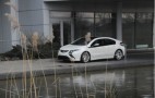 2011 Chevrolet Volt-alike Spied in Opel Ampera Drag