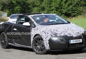 Opel Astra Cabrio spy shots
