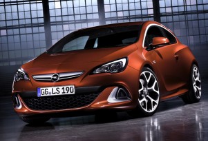2012 Acura RL, Charlie Sheen's Mustang, Opel Astra OPC: Car News Headlines
