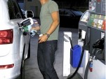 Orlando Bloom  [via SocialiteLife]