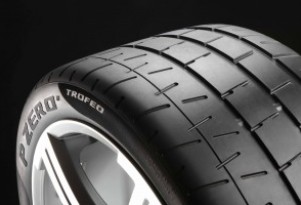 Pirelli P-Zero Super Trofeo tire