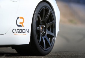 Porsche 911 with Carbon Revolution CR-9 carbon-fiber wheels