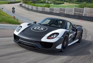 2014 Porsche 918 Spyder prototype