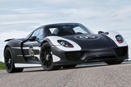 2014 Porsche 918 Spyder prototype