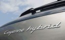 Porsche Cayenne Hybrid logo