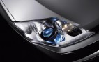 Renault releases next-gen Laguna teaser pics