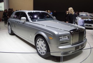 Rolls-Royce Phantom Series II live photos