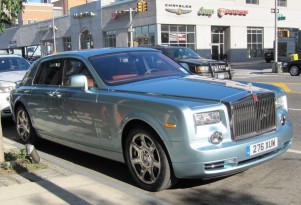 Rolls-Royce Phantom 102EX, experimental electric prototype, New York City, November 2011