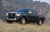 2010 Suzuki Equator Photos