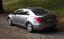 Family Car Compare: 2010 Ford Fusion vs. 2010 Suzuki Kizashi 