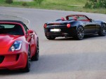 Tauro V8 Spider based on the Pontiac Solstice