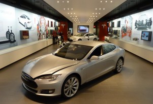 Tesla 1, Dealers 0: Judge Tosses Lawsuit Against Electric Car Company