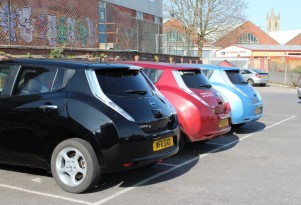 Exec Stands Firm on Nissan Leaf Batteries, Previews 2013 (Video)