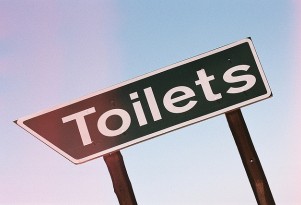 Toilets sign by flickr user Koffiemetkoek