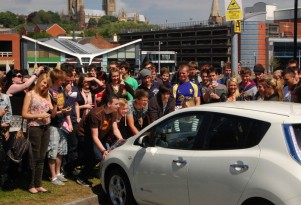 Top Gear's Electric Car Stunt, Ferrari Crash: Car News May 13, 2011