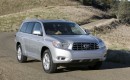 2010 Toyota Highlander: Now With A Frugal Four-Cylinder