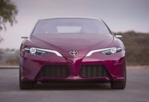 Toyota Accelerates Switch To Lithium-Ion Batteries, Still Lags Others