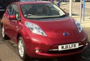 2011 Nissan Leaf Outside U.S.: More Expensive, More Features 