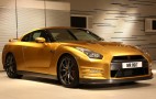 Usain Bolt To Aid GT-R Development, Auction Golden Example For Charity