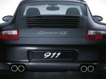 Video: Audi R8 versus Porsche’s Carrera 4S