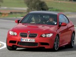Video: BMW M3 vs Mercedes C63 AMG