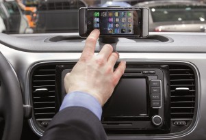 Volkswagen Gets Serious About Smartphone Integration With The iBeetle