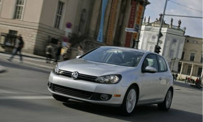 2010 Volkswagen Golf Photos