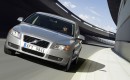Volvo S80 gets new high-performance six and five-cylinder turbodiesel