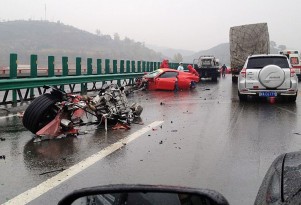 Wreckage of Ferrari 458 Spider and California - Image courtesy of 163.com