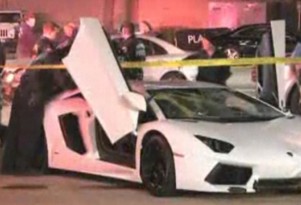 Wreckage of Lamborghini Aventador LP 700-4 that crashed in Houston