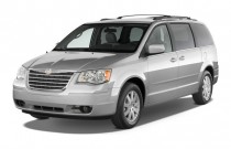 2010 Chrysler Town & Country_image