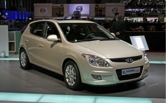 Hyundai i30 Hits Geneva Stage