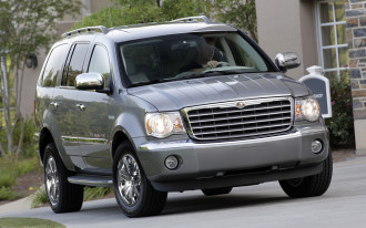 Chrysler Prices SUV Hybrids from $45,000